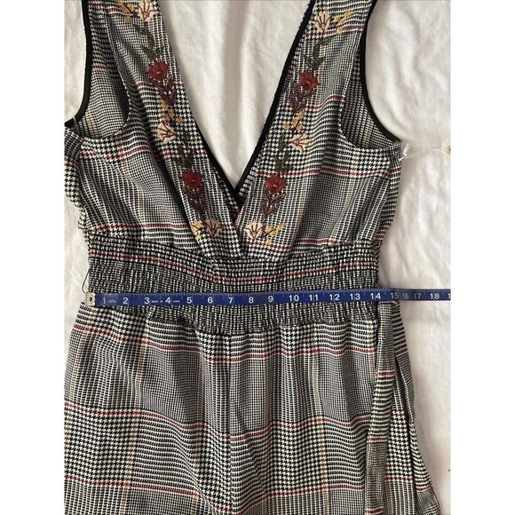 Plaid Jumpsuit With Embroidered Floral Details V-Neckline & Removable Belt By Co - Picture 4 of 13